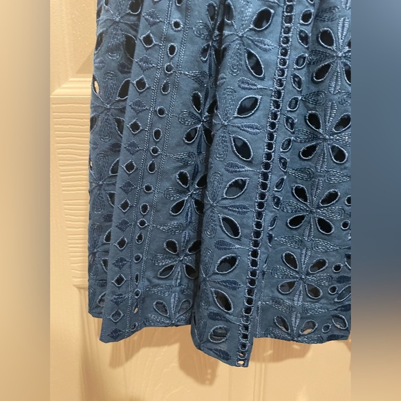 NWT J. Crew blue eyelet crop top - Picture 3 of 6